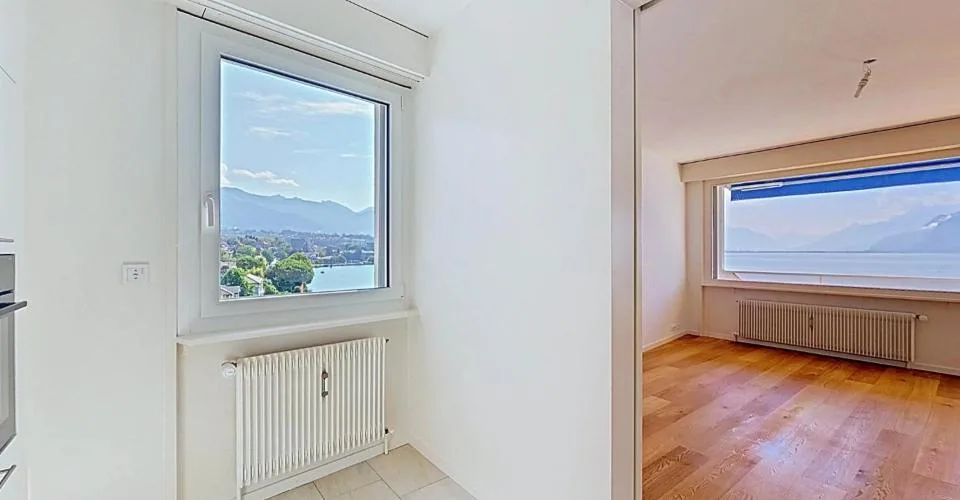 Prächtiges renoviertes Appartement mit Liegeplatz in privatem Hafen