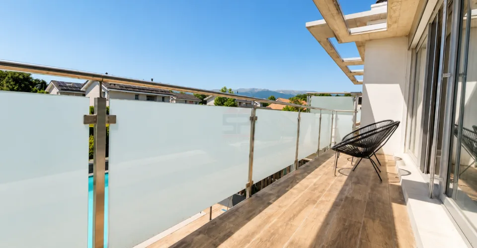 Villa im modernen Stil mit Prestige in der Nähe von Genf – Foto 16 von 18