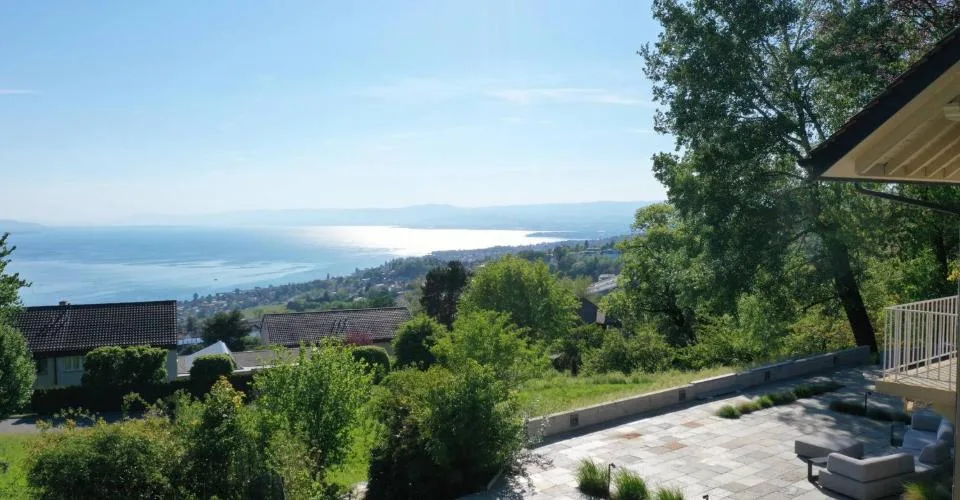 Propriété d'architecte intégralement rénovée