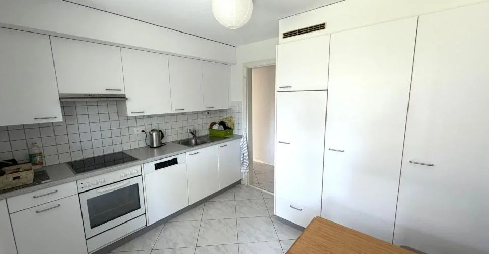 La Neuveville, magnifique appartement de 3.5 pièces au rez inférieur avec balcon