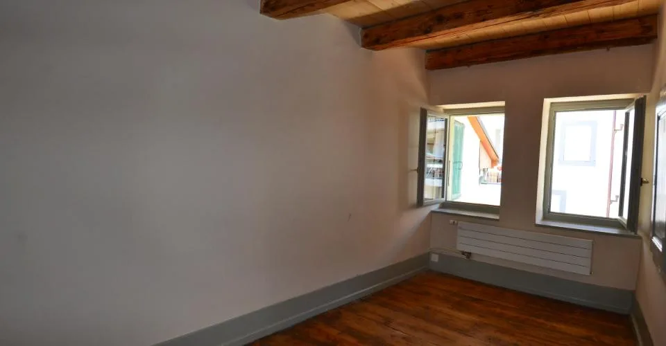 Charmant triplex de 4,5 pièces au centre de Lucens