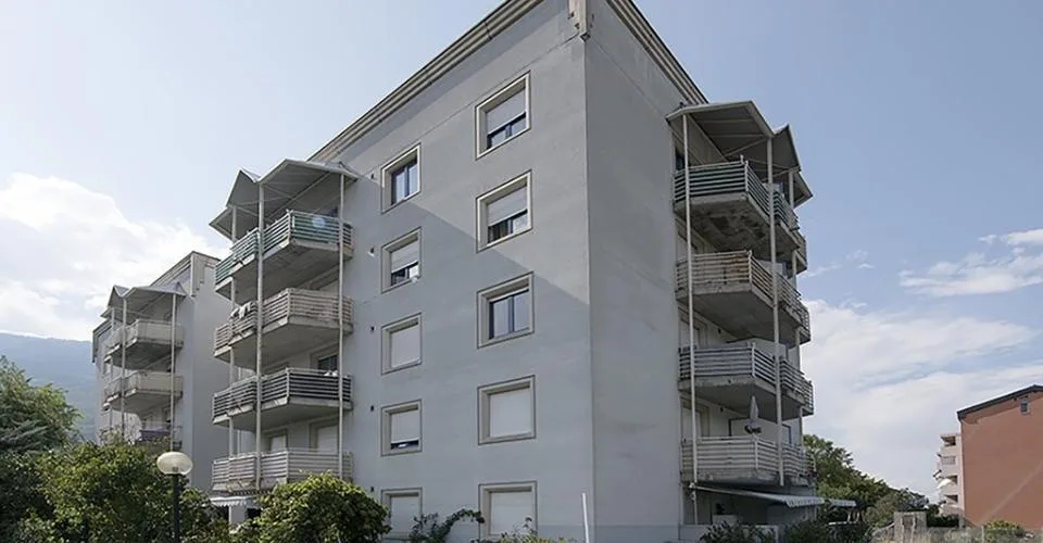Grand 3.5 pièces dans un quartier calme en cours de rafraîssement