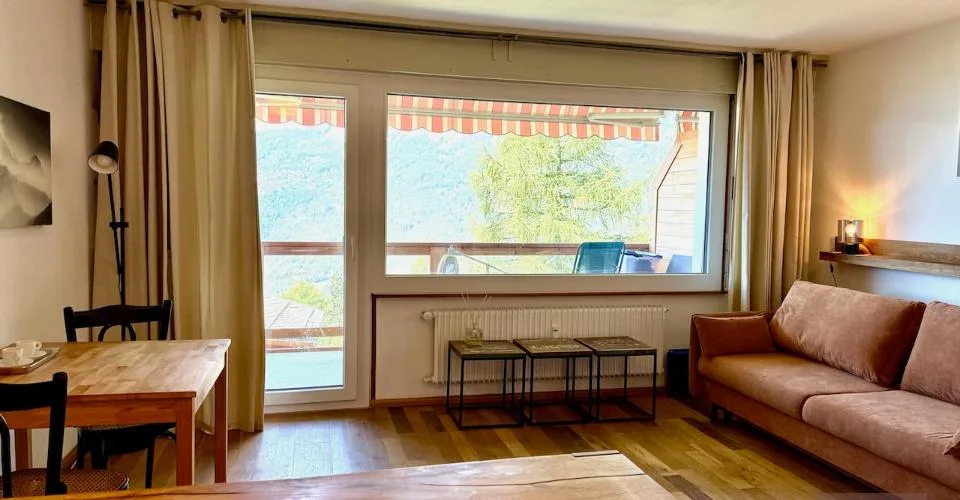 Charmant studio avec balcon ensoleillé et vue sur la vallée du Rhône