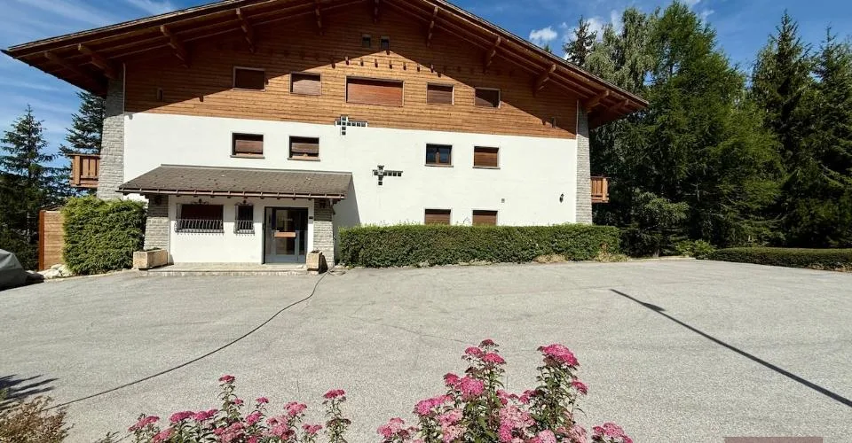 Charmant studio avec balcon ensoleillé et vue sur la vallée du Rhône