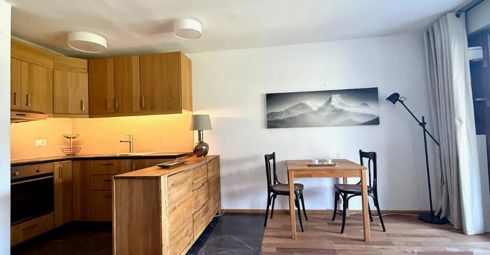 Charmant studio avec balcon ensoleillé et vue sur la vallée du Rhône