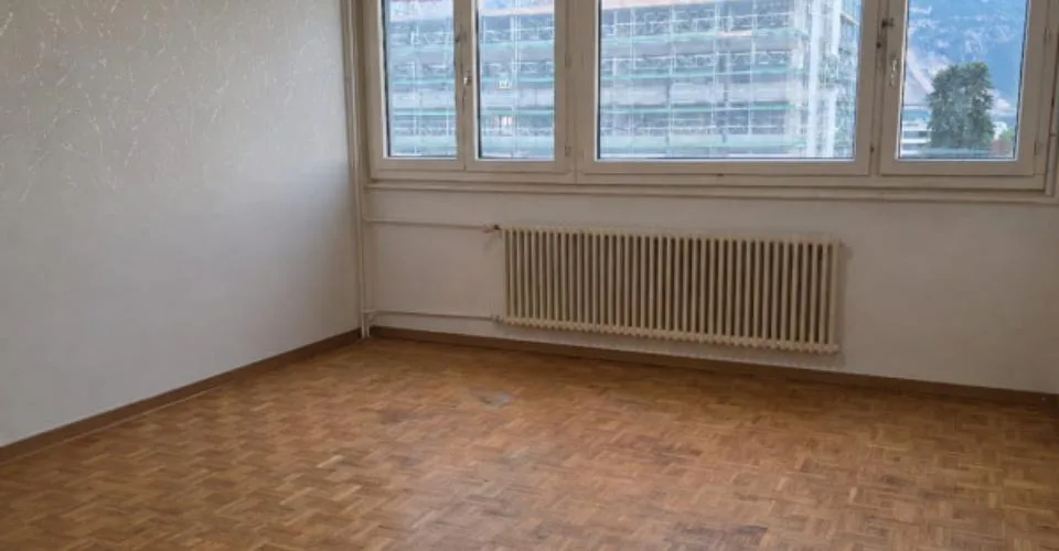 JOLI 2,5 PIÈCES SEMI-MEUBLÉ À THÔNEX