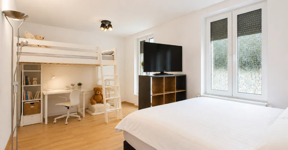 Saniertes Mehrfamilienhaus mit Attraktiver Rendite in Biel-Bienne