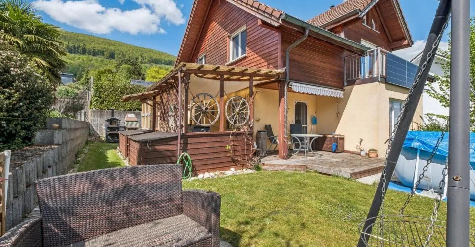 Freistehend wohnen mit 160 m², Garten und Weitsicht
