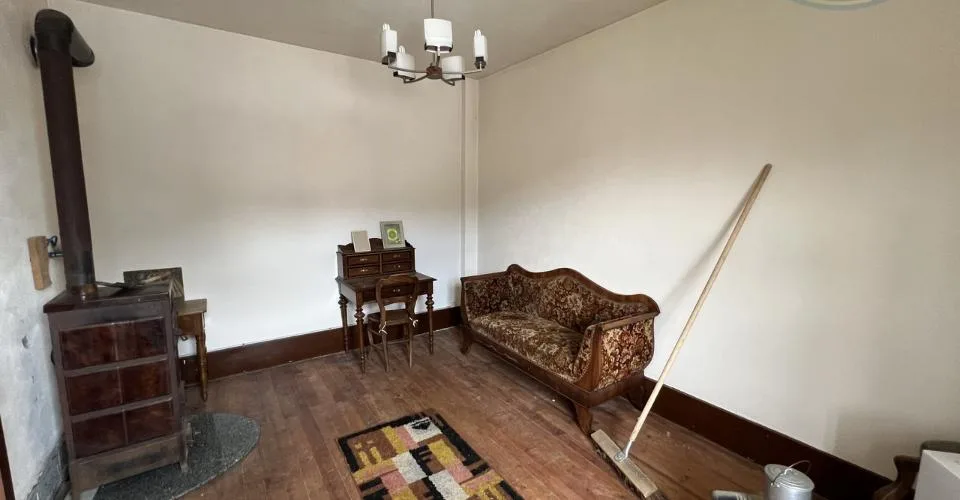 Maison mitoyenne a rénover ou transformer à Crémines – Foto 4 von 8