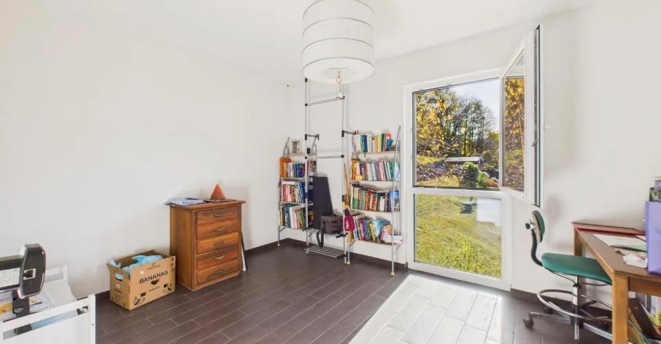 Charmante villa à Blenio  design moderne et espaces généreux dans un cadre pittoresque