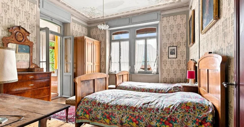 Maison d'époque avec fresques au cœur de la Leventina