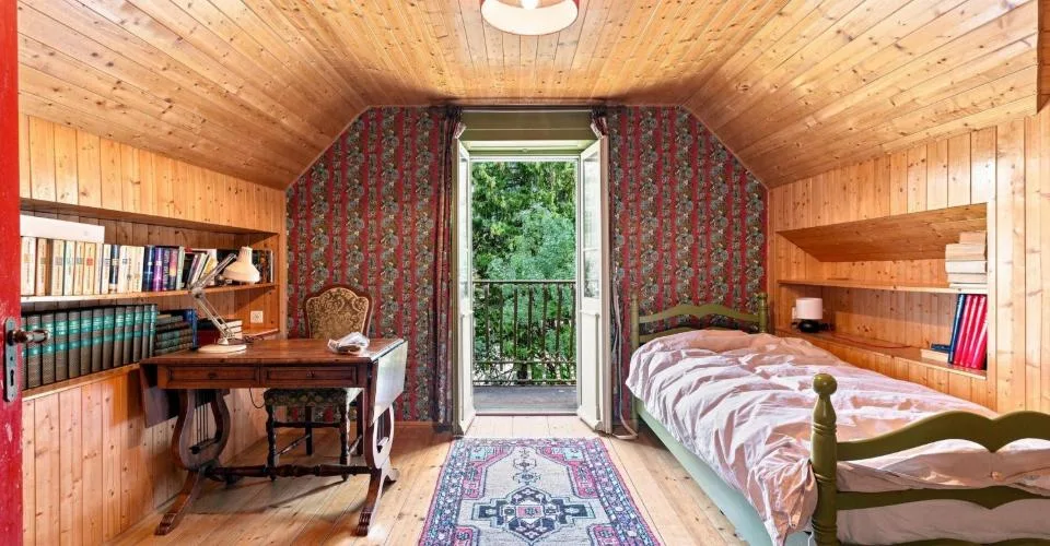 Maison d'époque avec fresques au cœur de la Leventina