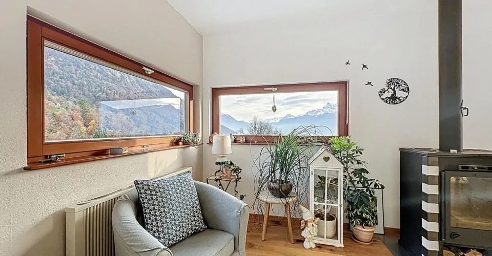 Magnifique villa d'architecte avec spectaculaire vue panoramique sur la plaine et les Dents-du-Midi