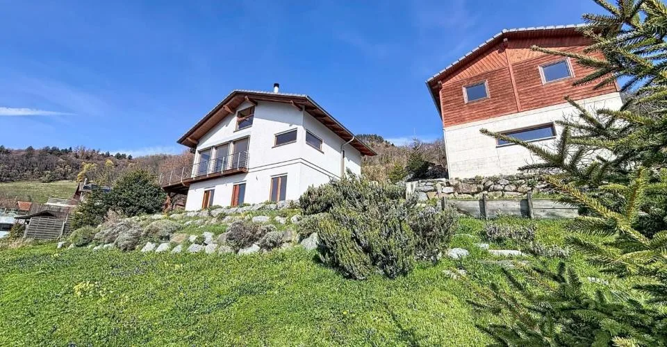 Magnifique villa d'architecte avec spectaculaire vue panoramique sur la plaine et les Dents-du-Midi