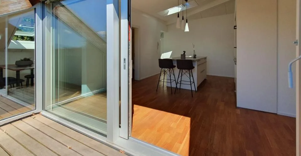 Superbe attique de 3.5 pièces avec balcon sud – photo 8 sur 9