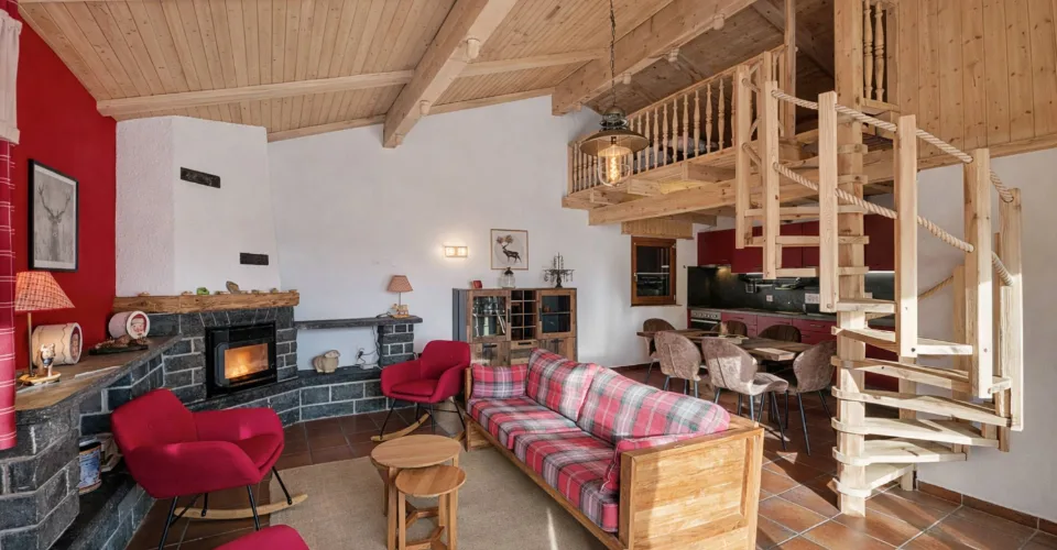 Chalet mitoyen au charme authentique – entièrement rénové