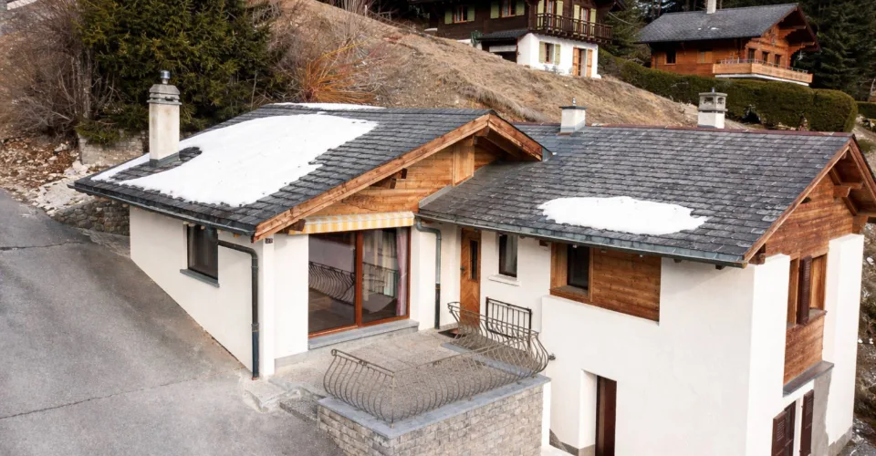Chalet mitoyen au charme authentique – entièrement rénové