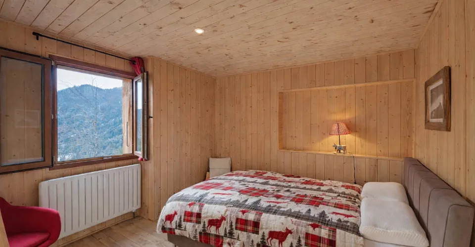 Chalet mitoyen au charme authentique – entièrement rénové