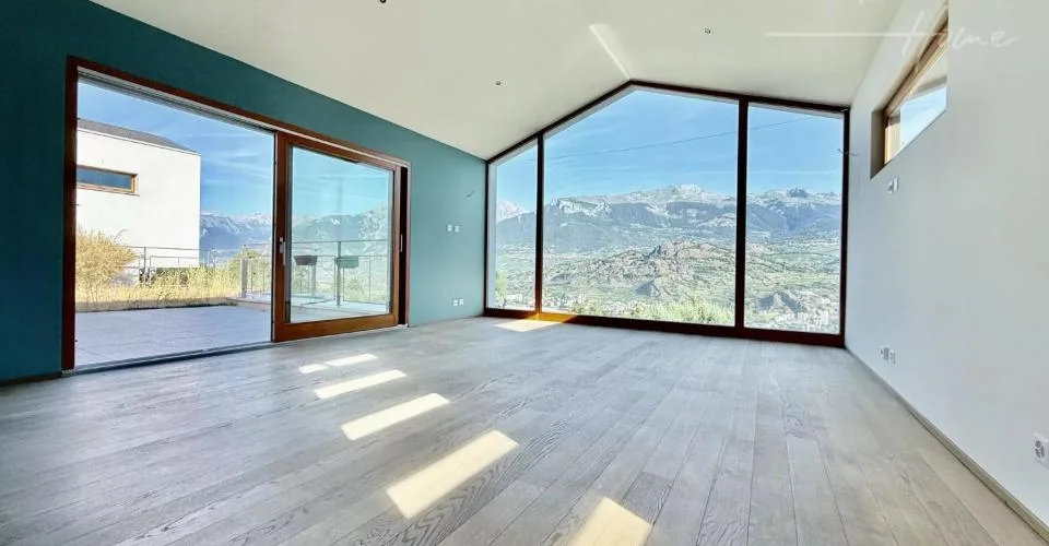 Villa moderne avec vue panoramique sur la vallée du Rhône