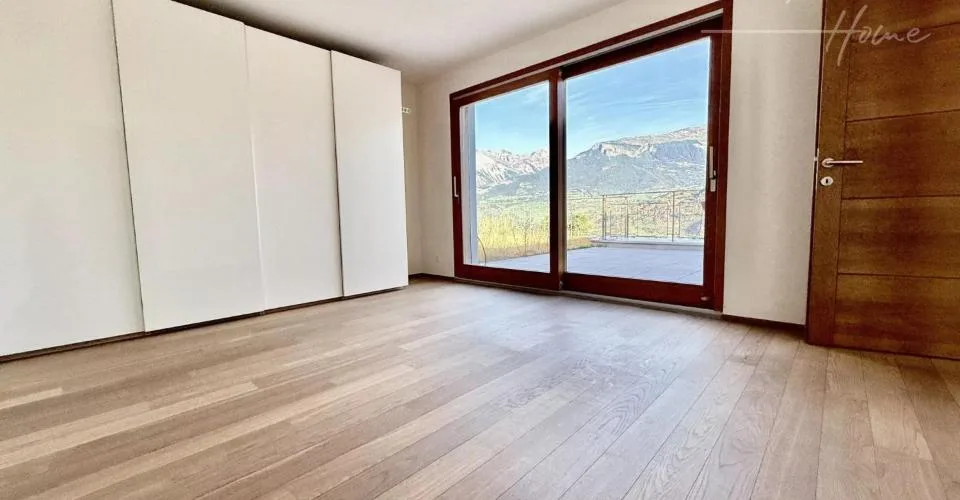 Villa moderne avec vue panoramique sur la vallée du Rhône