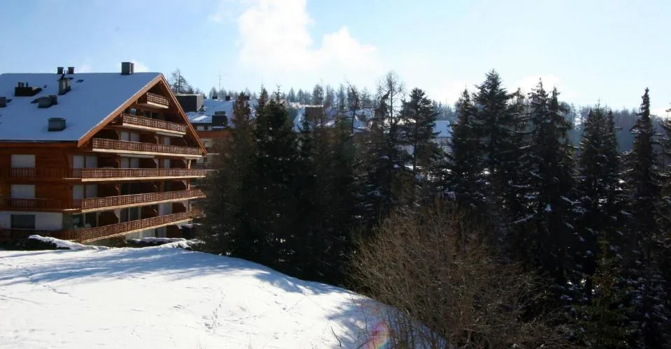 Exclusivité. Crans, attique duplex de 5.5 pièces avec vue