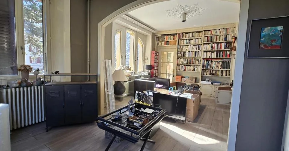 Villa de Maître 8.5 pièces de 712m2 au coeur de Sion