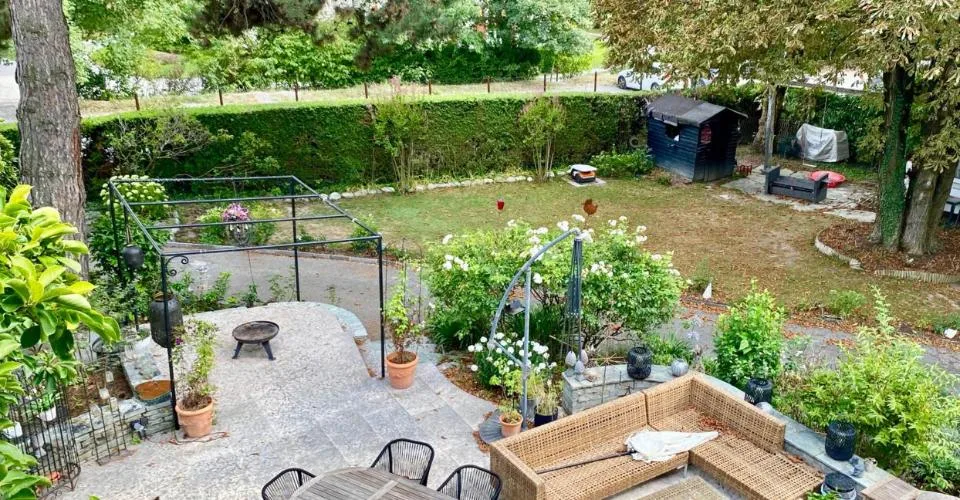 Villa de Maître 8.5 pièces de 712m2 au coeur de Sion
