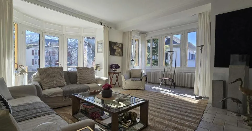 Villa de Maître 8.5 pièces de 712m2 au coeur de Sion