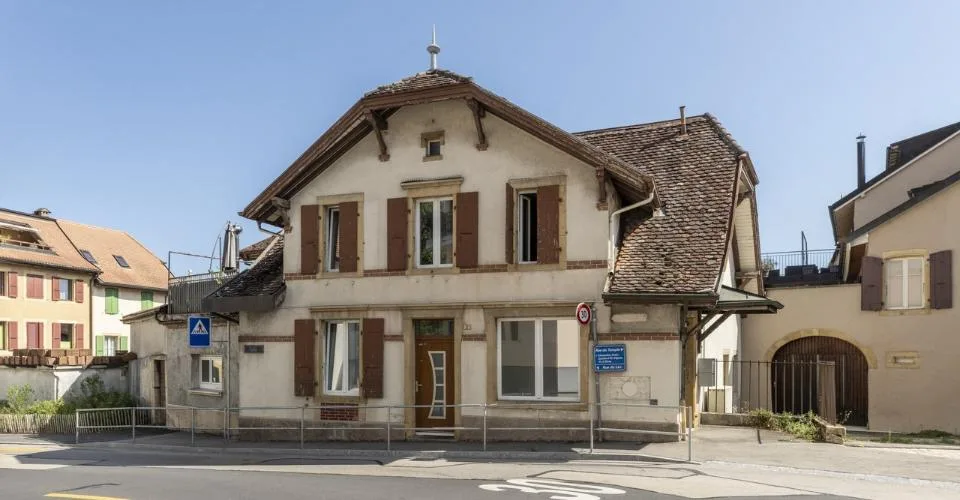 Immeuble mixte à haut potentiel au cœur du village de Bôle (Commune de Milvignes) – foto 3 di 4