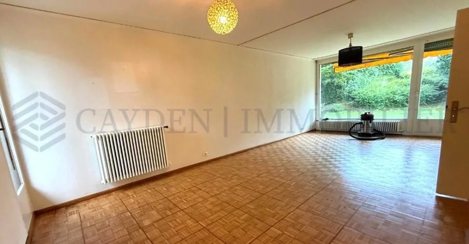 Villa plain-pied avec beau jardin