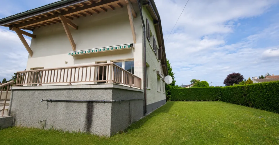 Élégante villa familiale dans un environnement résidentiel à Cointrin