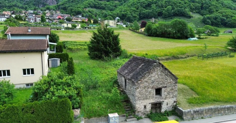 Terreno edificabile con potenziale a Claro