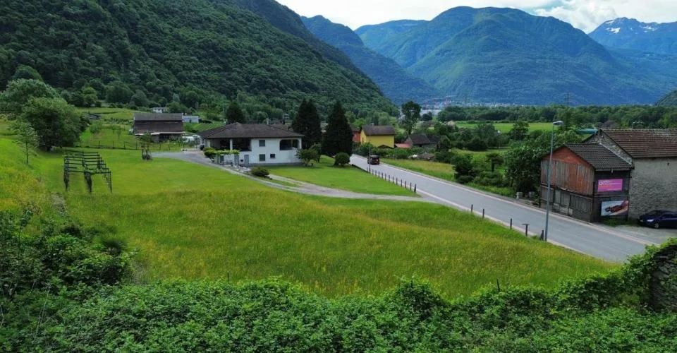Terreno edificabile con potenziale a Claro