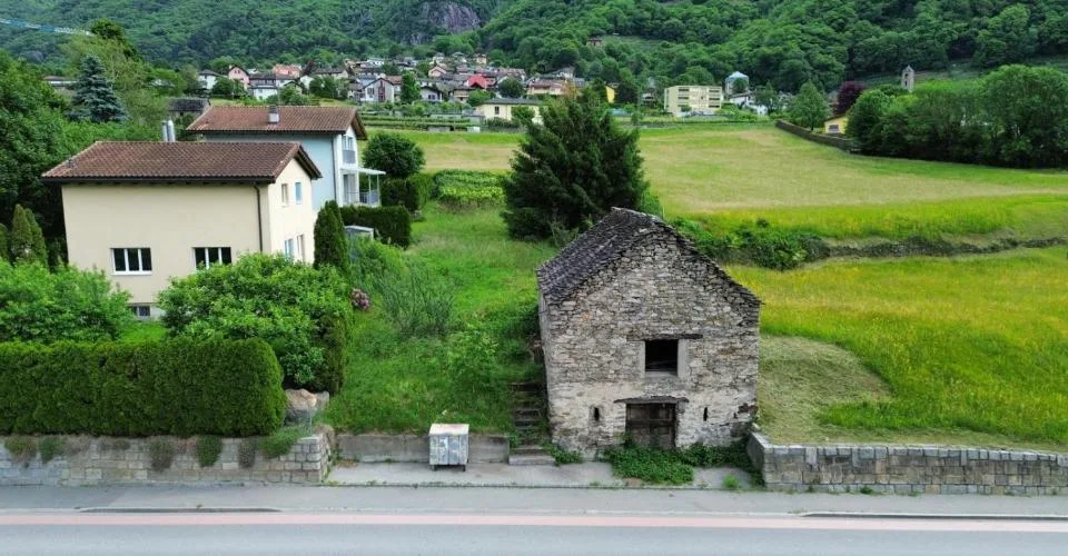 Terreno edificabile con potenziale a Claro