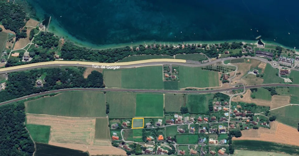 Terrain Constructible Exclusif à La Grande Béroche avec Projet de Villa de Luxe Autorisé
