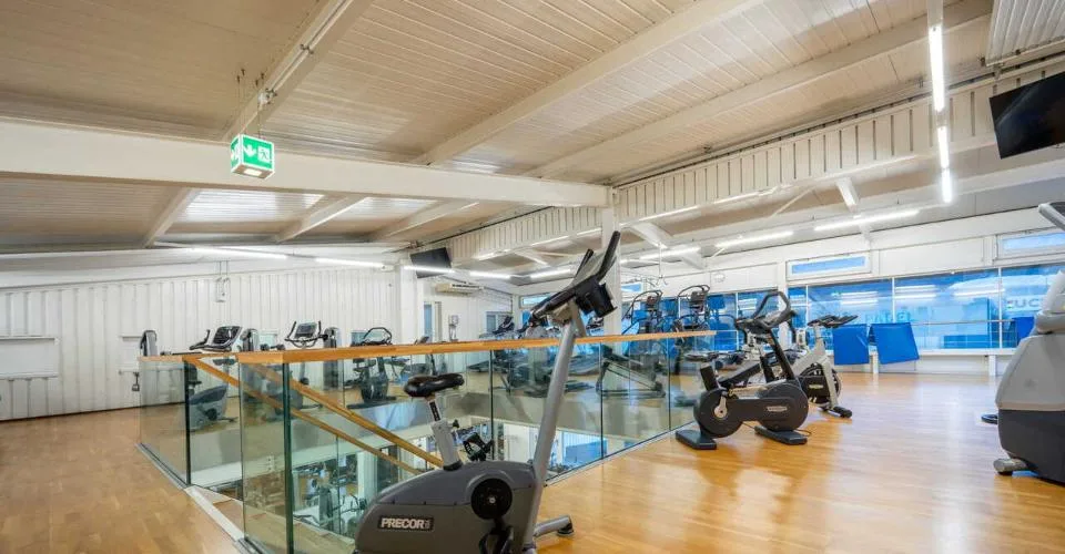 IMMEUBLE COMMERCIAL - FITNESS + APPARTEMENT - EN EXCLUSIVITÉ – Foto 3 von 13