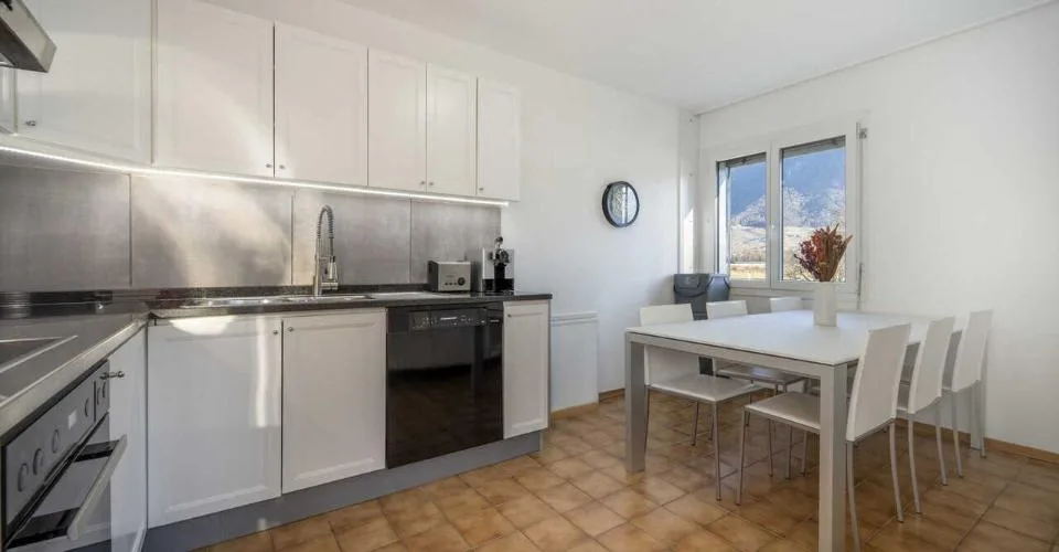 IMMEUBLE COMMERCIAL - FITNESS + APPARTEMENT - EN EXCLUSIVITÉ – Foto 11 von 13