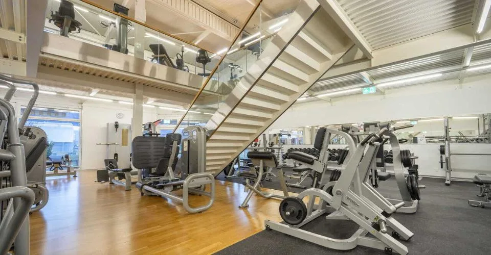 IMMEUBLE COMMERCIAL - FITNESS + APPARTEMENT - EN EXCLUSIVITÉ – Foto 2 von 13