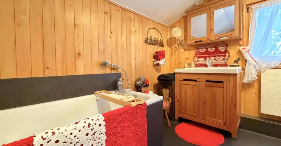 Chalet typique non meublé à Crans-Montana