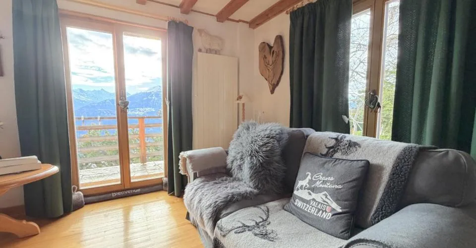 Chalet typique non meublé à Crans-Montana