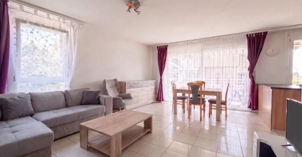 Appartement à vendre à Lausanne - 3 pièces 75 m² avec 2 salles d'eau, un grand balcon et un parking intérieure