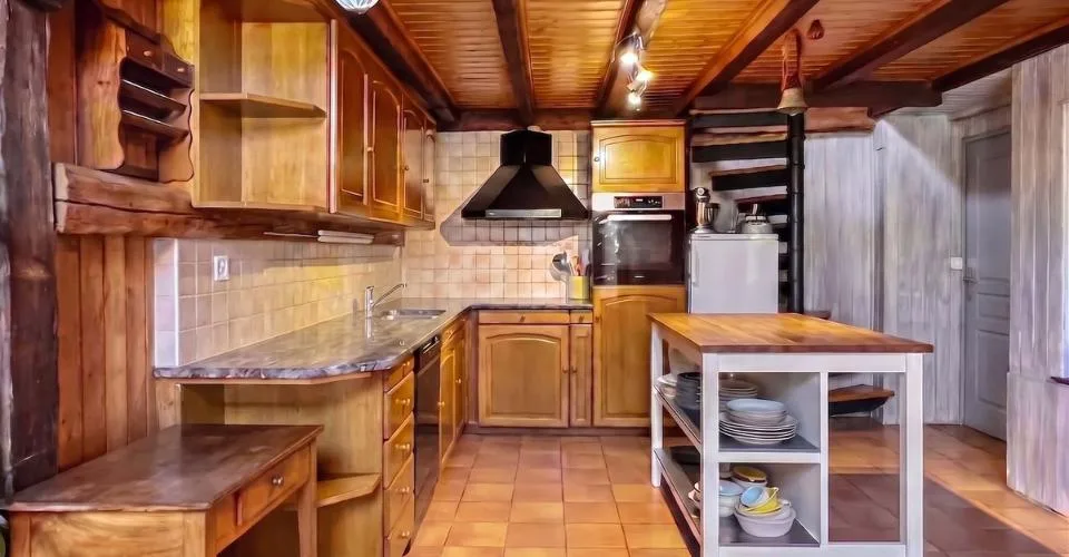 Maison à vendre à la Vallée de Joux de 6.5 pièces - 230 m², avec appartement de 2 pièces et grand jardin – photo 16 sur 26
