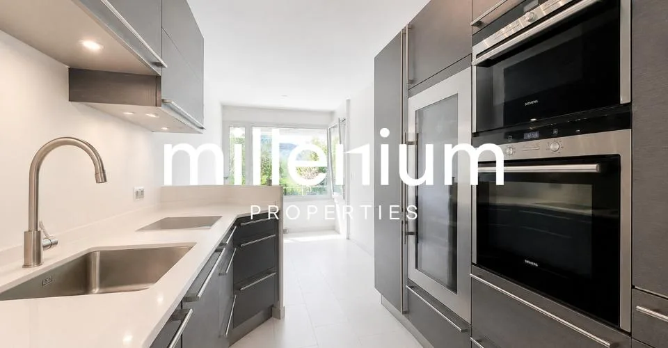 Élégant appartement familial de 145 m² en rez-de-jardin