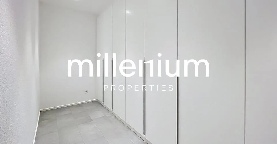 Luxurious villa with a panoramic view of the mountains and lake – Foto 26 von 26