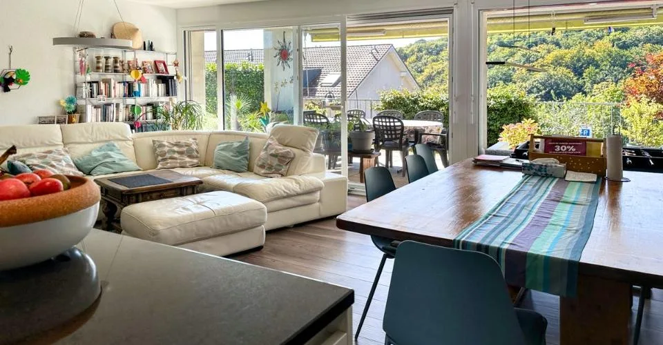Superbo appartamento familiare con balcone-giardino e vista libera – foto 17 di 26