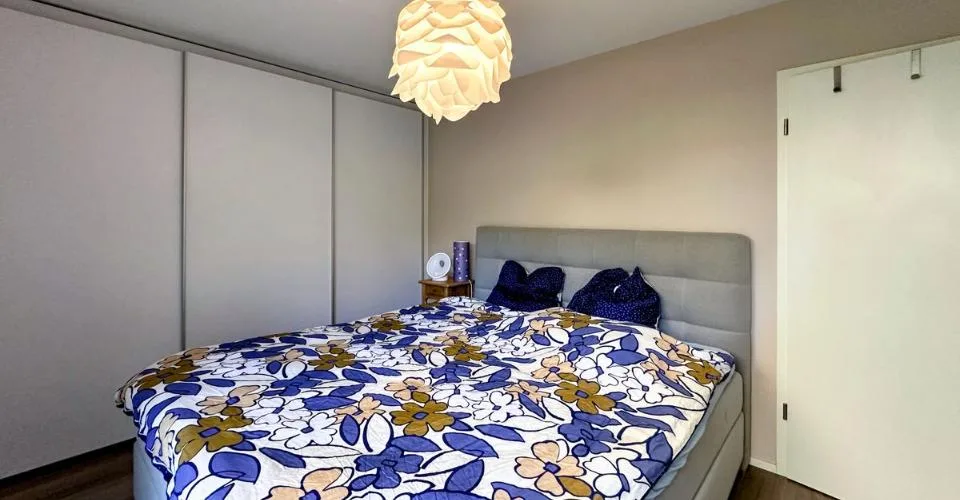 Superbo appartamento familiare con balcone-giardino e vista libera – foto 18 di 26