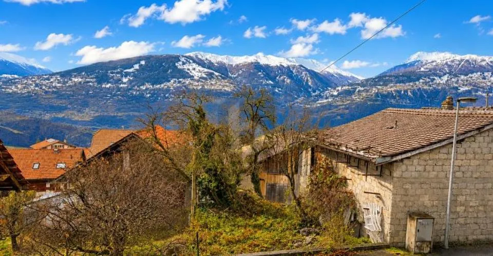 RARE: AVEC GRANGE ET GRAND POTENTIEL – Foto 6 von 12