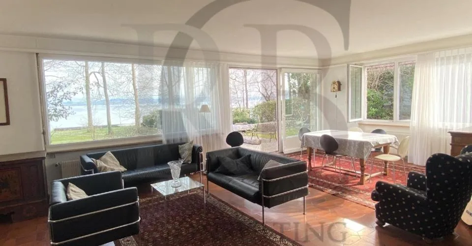 Villa au bord du lac, dotée d'un spacieux jardin - 9 mois (octobre 2026 à juin 2027)