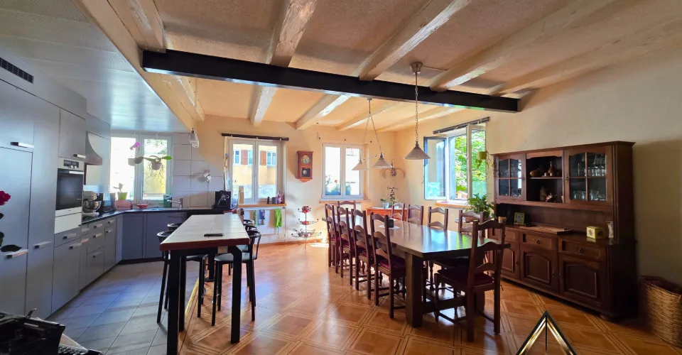 Ein Apartment mit Charakter und großzügigen Räumen – Foto 13 von 22
