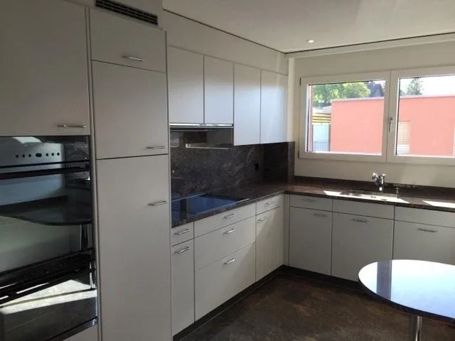 Exklusive 4.5-Zimmer-Maisonette mit traumhafter Aussicht über Zürich – Foto 4 von 8